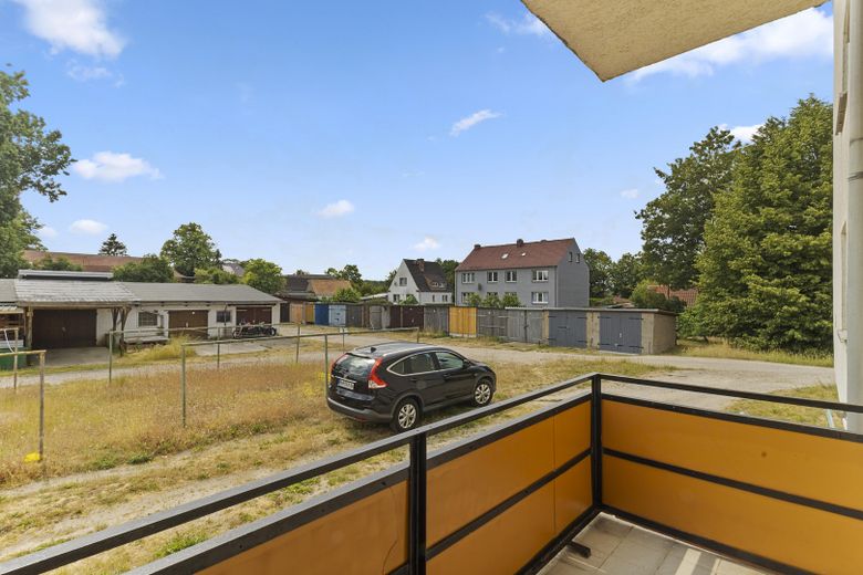 ruhige 3 Zimmer Wohnung mit Balkon 60 qm – Balkon