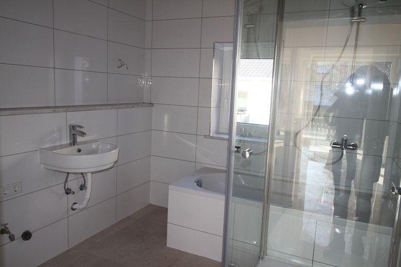 Traumhaft sonniges, frisch renoviertes Einfamilienhaus mit eigenem Garten – Foto 13