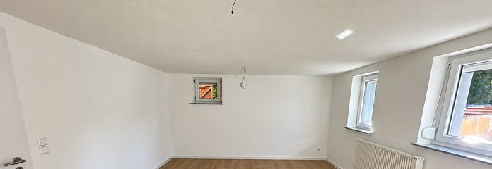 Erstbezug nach Sanierung – moderne 2-Zimmer-Wohnung mit Terrasse & Stellplatz in Heilbronn – Wohnbereich 