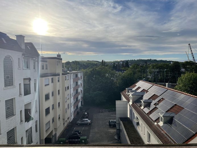 Renoviertes WG Zimmer in bevorzugter Lage in Bad Cannstatt (bitte Handynummer angeben) – Foto 5