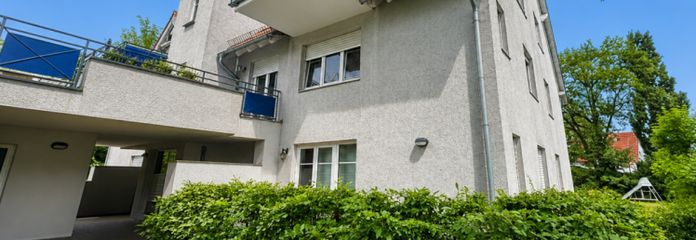 Helle 3-Zimmer Wohnung im 1. OG mit Balkon und TG-Stellplatz in Berlin-Französisch Buchholz