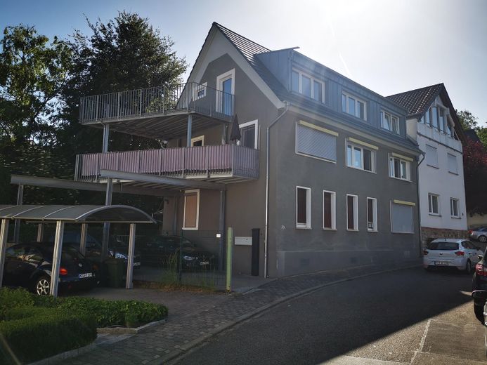 Modernisierte Dachgeschosswohnung in Mainz-Finthen - hell, ruhig und charmant – Ansicht aus der Prunkgasse