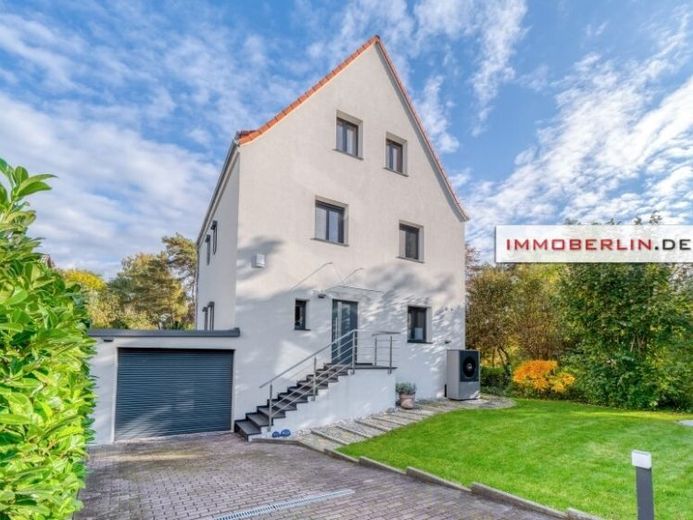 IMMOBERLIN.DE - Современность и характер для поколений! Очень привлекательный дом с солнечными террасами – Фото 1