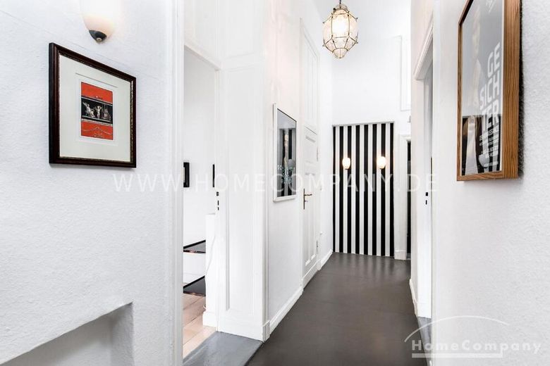 Große und helle 3 Zimmer Altbauwohnung in Berlin Wilmersdorf, möbliert – b205f0c0693125064934f580403f5b9411fbdc54.jpg