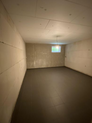 Hochwertige, neuwertige und großzügige Maisonettewohnung in Münster-St. Mauritz !! – Abstellkeller