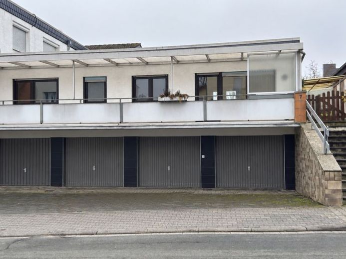 Seltenes Extra: 5 Garagen inklusive! – Foto 1