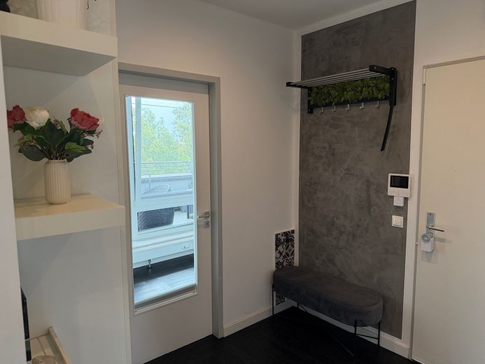 Loft exclusif : garage, climatisation, jacuzzi, deux terrasses sur le toit au centre de Langenhagen – Photo 13