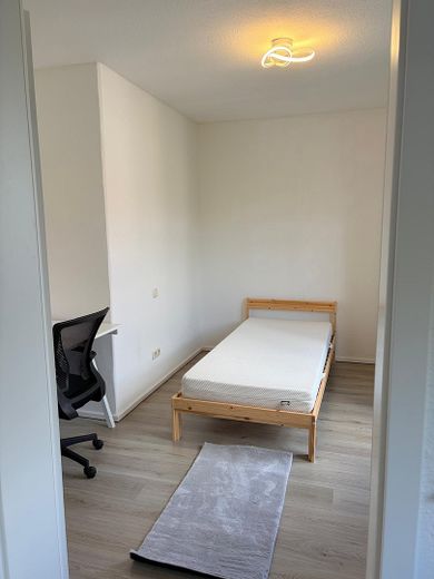 2 WG-ZIMMER in Nürnberg-Schweinau – ab sofort – Zimmer 2