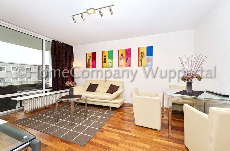 Alles inklusive! Hochwertige Wohnung mit DSL-Wifi, Balkon und eigenem PKW-Stellplatz – 84a8babd2dabfbd02d7d8264daf56aa38029ccf2.jpg