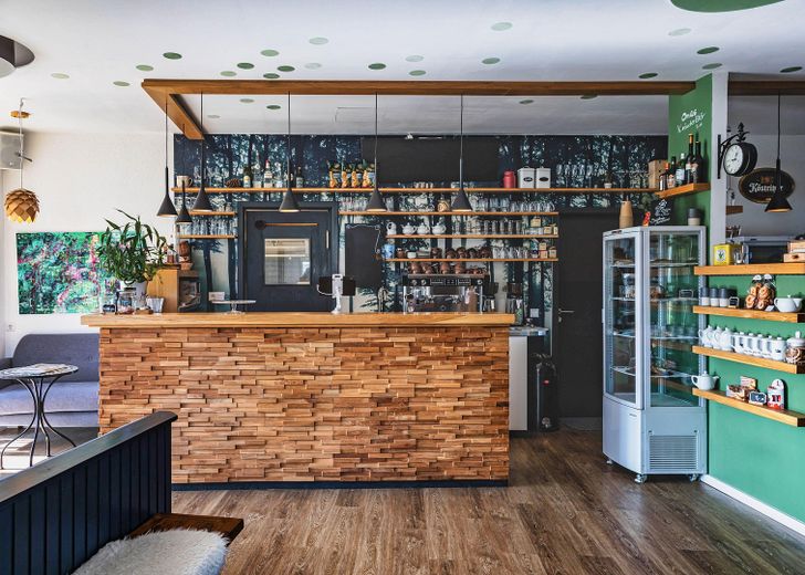 Alojamiento Moselsteig: 6 apartamentos vacacionales, cafetería y vivienda del operador con vistas al Mosela – Tresen