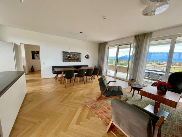 Tolle 3 Zimmer Wohnung vor den Toren Salzburgs – Livingroom