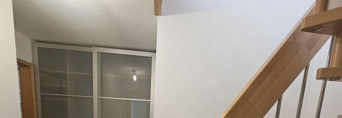 Treppenhaus mit Einbauschrank