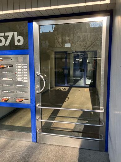 Keine Maklergebühren! Mitten in der Stadt - trotzdem sehr ruhige Lage – Foto 2