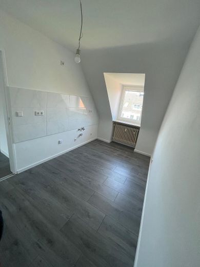 Mehrfamilienhaus in begehrter Lage mit Wertsteigerung durch Ausbaupotenzial – Foto 18