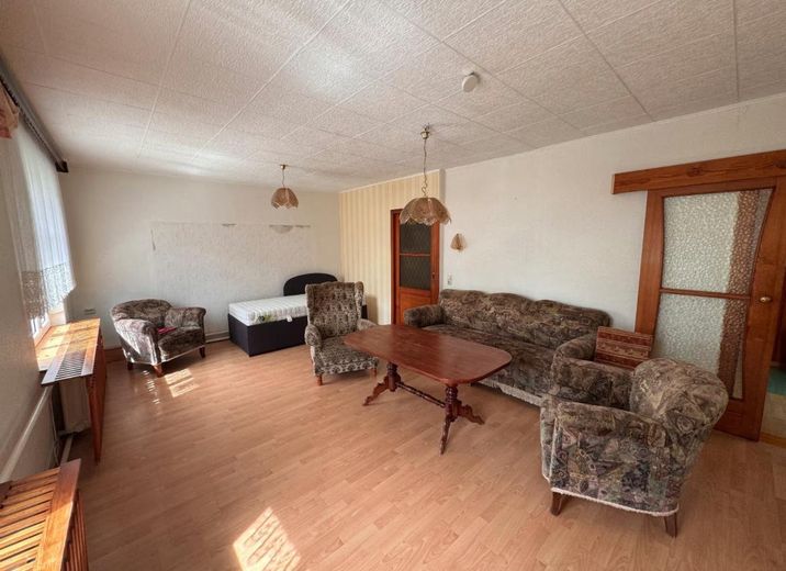 Wohnzimmer zur Innenseite