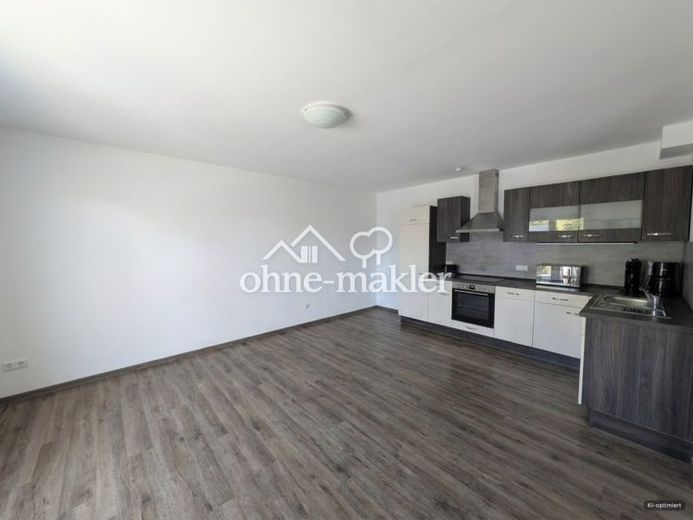 Schöne 3-Zimmer-Erdgeschosswohnung mit Terrasse und EBK – ca. 110 m² neuwertig – Foto 1