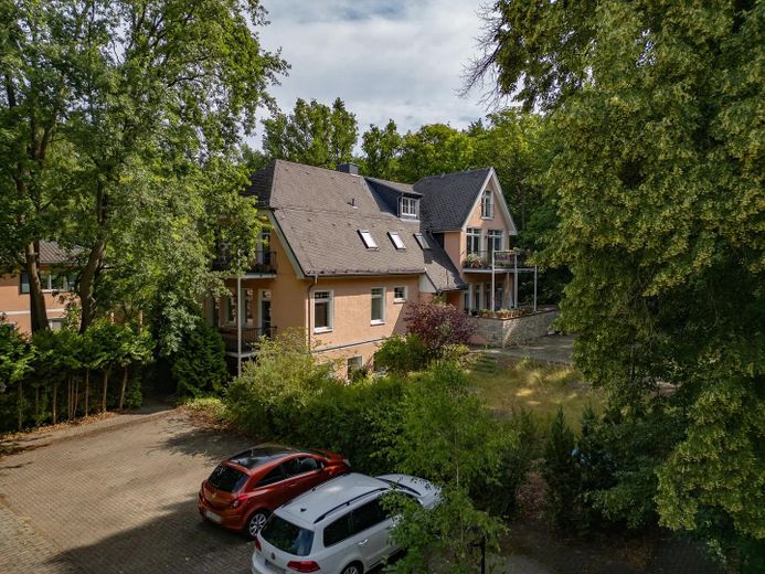 PROVISIONSFREI (Privatverkauf): Große 4-Zimmer-Wohnung in historischen Villa am Naturschutzgebiet – Foto 16