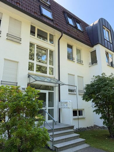 Particular: soleado apartamento de 2 habitaciones con terraza – Eingang