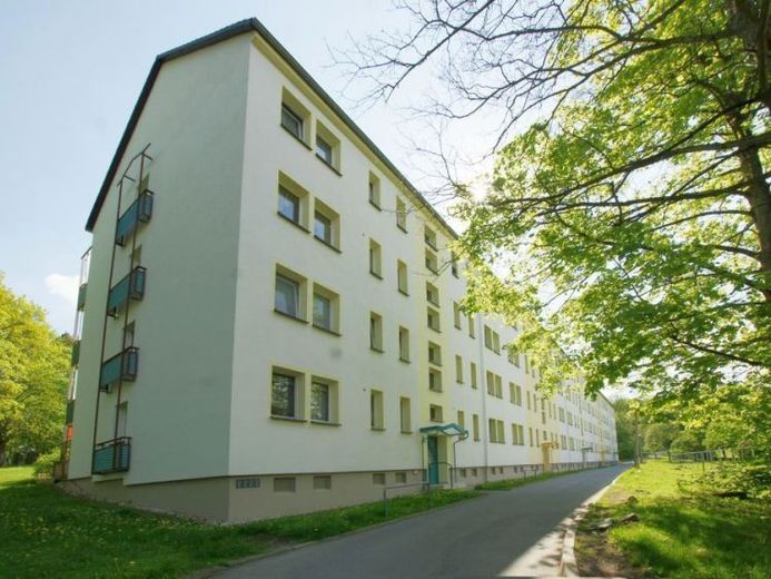 Acogedor apartamento de 2 habitaciones con un gran balcón y vistas a zonas verdes – Foto 1