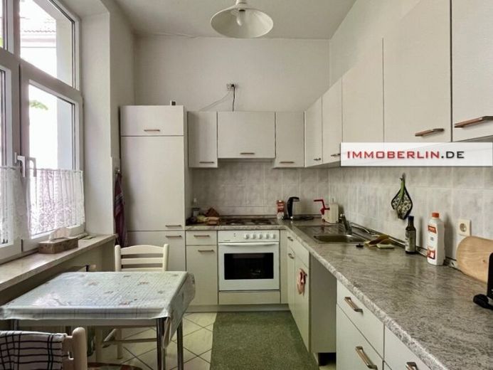 IMMOBERLIN.DE - Aparte Altbauwohnung in gefragter Kiezlage – Foto 1