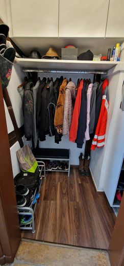 Garderobe mit Einbauschränken