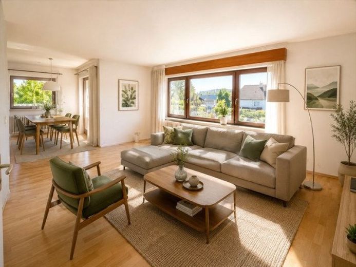Aidlingen: Soleado piso de 4,5 habitaciones con 2 terrazas en la planta baja – Photo 1