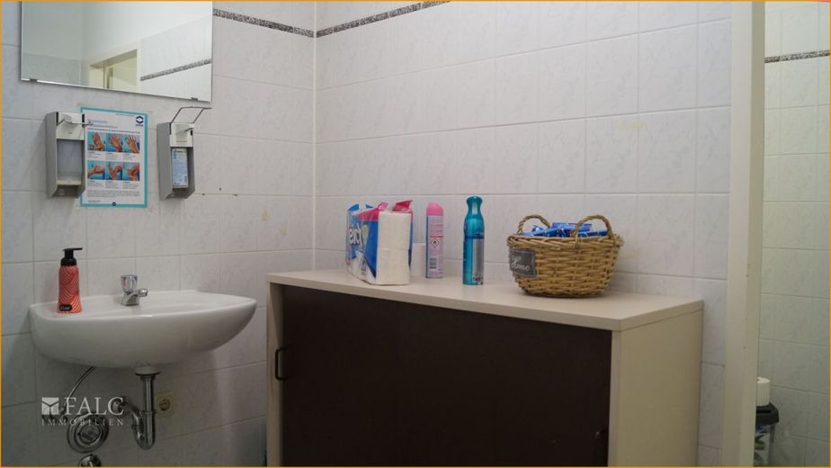 Herford... Mietpreissenkung! Bürofläche in guter Lage für Ihren beruflichen Erfolg ! – WC