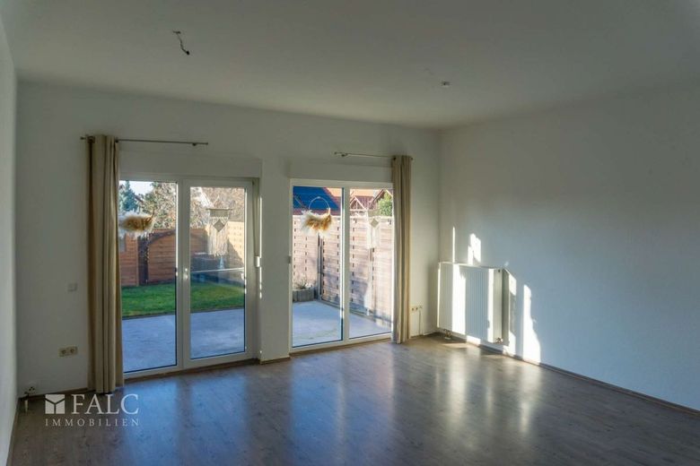 Reihenhaus in schöner, ruhiger Randlage von Erfurt – Wohnzimmer