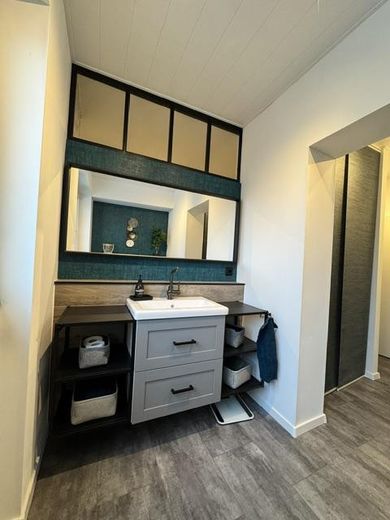 Möblierte Loft-Wohnung in zentraler Lage von Neckarsulm – Badezimmer