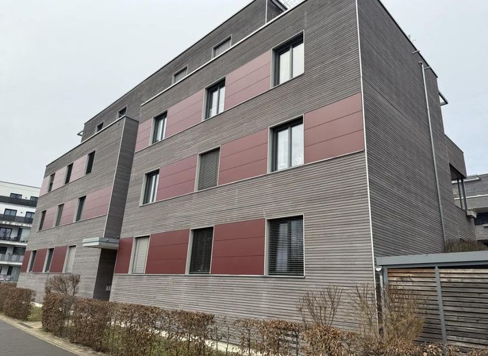 Penthouse-Wohnung mit Dachterasse, Klimaanlage, hochwertiger Einbauküche und Ankleide – Foto 13