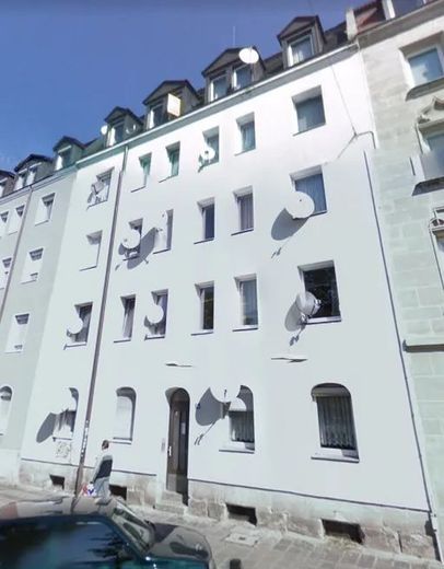 Immediatamente disponibile per l’uso – camera in appartamento condiviso / Austraße 106 / WE7 / Zi.1 – Außenansicht