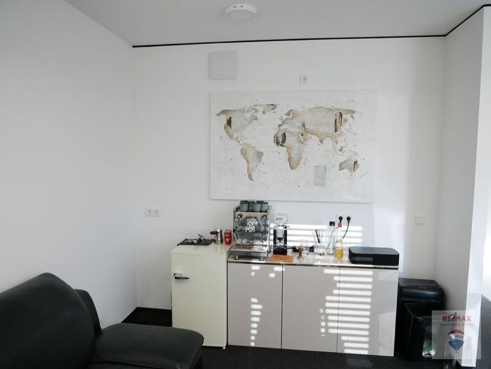 Arbeiten in einem attraktiven Wohn- &amp;  Gewerbepark am Ammersee – BRO4~1