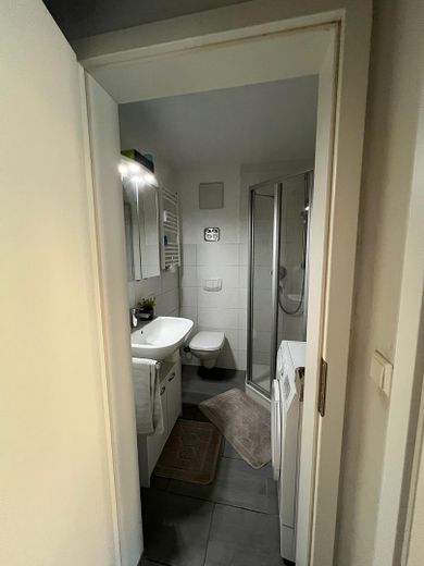 mooie 2-kamerwoning in kleinschalig wooncomplex, vlak bij het centraal station/busstation en de HfWU – Foto 5
