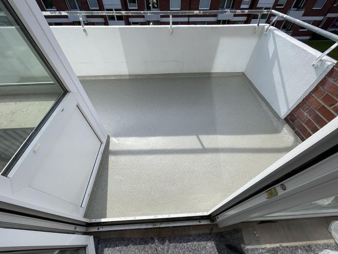 Wohnzimmer- Balikon --> West