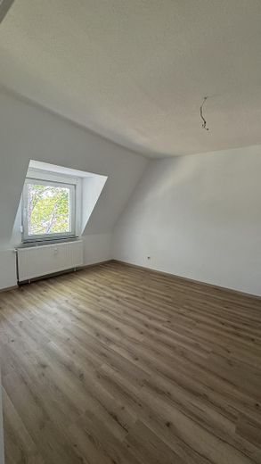 Wohnen mit Charakter: Großzügige 4-Zimmer-Wohnung in Bochum – Foto 4