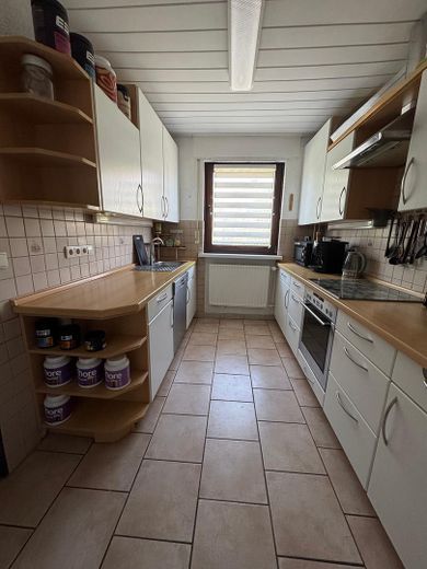 Gepflegtes Reihenmittelhaus mit Wintergarten, Sauna und schönem Garten in ruhiger Wohnlage – Küche