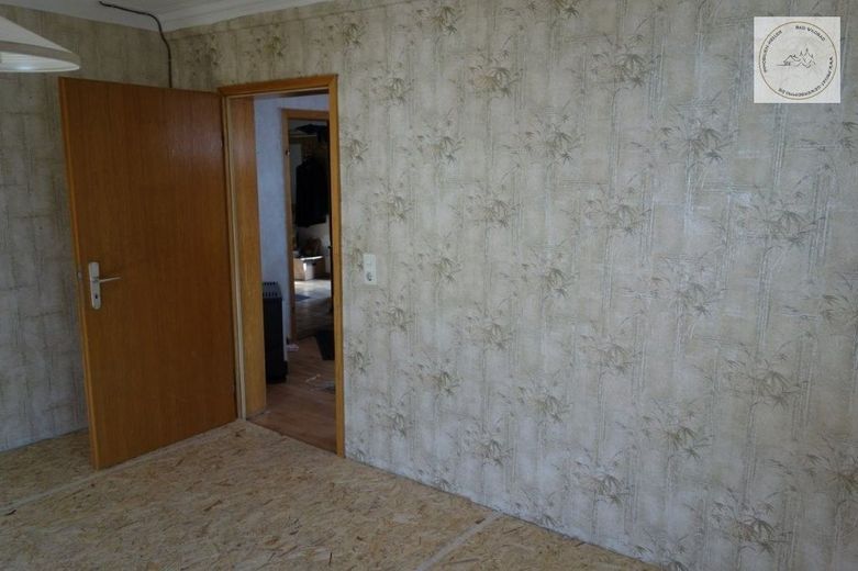 Reserviert - 1 Familienhaus mit Potenzial und sehr großem ,über 2000 qm, Garten – Bild 13