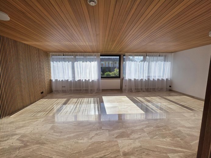 WG-Neugründung Tübingen: 180 m² Wohnen im Grünen, 450 m² Garten, Top-Bad & All-In-Pauschale – Master-Zimmer ca 40 qm