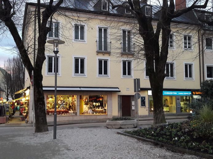 Top-Lage f. Verkauf, Beratung u. Büro i.d. Fußgängerzone v. Bad Reichenhall – Außenansicht