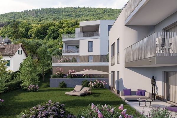 GÉANT D’ESPACE AVEC JARDIN GÉANT 250 m² de surface habitable + 233 m² de jardin privatif dans un emplacement privilégié à Königstein