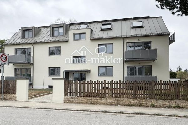 Erstbezug nach Kernsanierung: Geschmackvolle 3-Zimmer-Wohnung mit Balkon in München-Trudering - WE 1