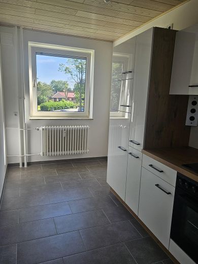 Appartement spacieux et ensoleillé de 3 pièces – Küche 