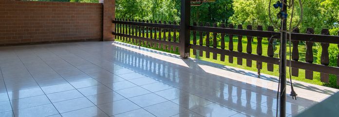 Terrasse zur Seeseite