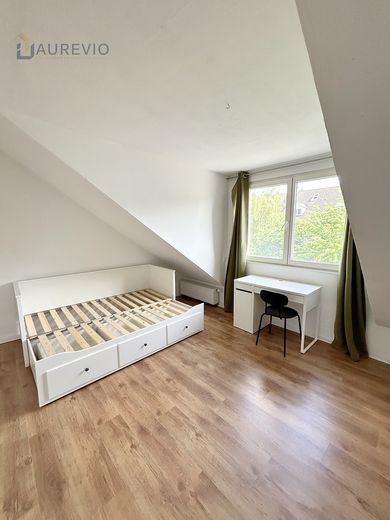 Zimmer (Mitte)