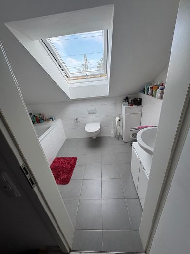 Modernes Reihenmittelhaus in Olching – S-Bahn fußläufig & energieeffizient – Foto 2