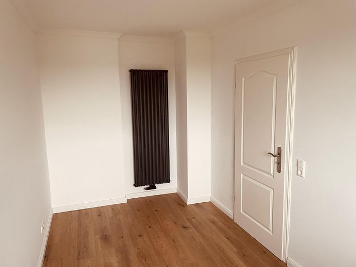 3-Zimmer-Wohntraum am Mittellandkanal – saniert, bezugsbereit & mit Weitblick – Arbeitszimmer