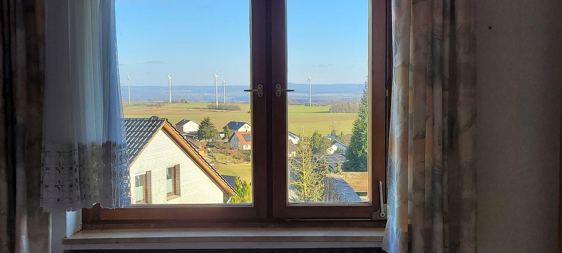 Casa unifamiliare con officina – spazio per vivere e creare – Blick aus Elternschlafzimmer