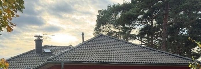 IMMOBERLIN.DE - Atrakcyjny bungalow z ogrodem słonecznym i garażem w harmonijnej lokalizacji przy jeziorze Krüpelsee