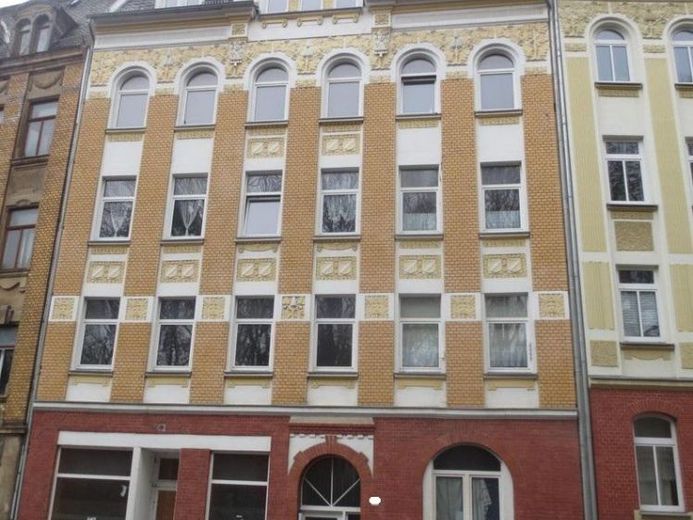 Objekt-Nr.: 1924 - Paketangebot! 5 Wohnungen - 3 x 3-Raum / 2 x 1-Raum - mit Wanne in Plauen (Westend) – Foto 1