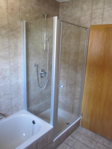 Toplage - Ingolstadt - "Altes Westviertel" 2 ZKB mit Balkon und Garage – Bad1